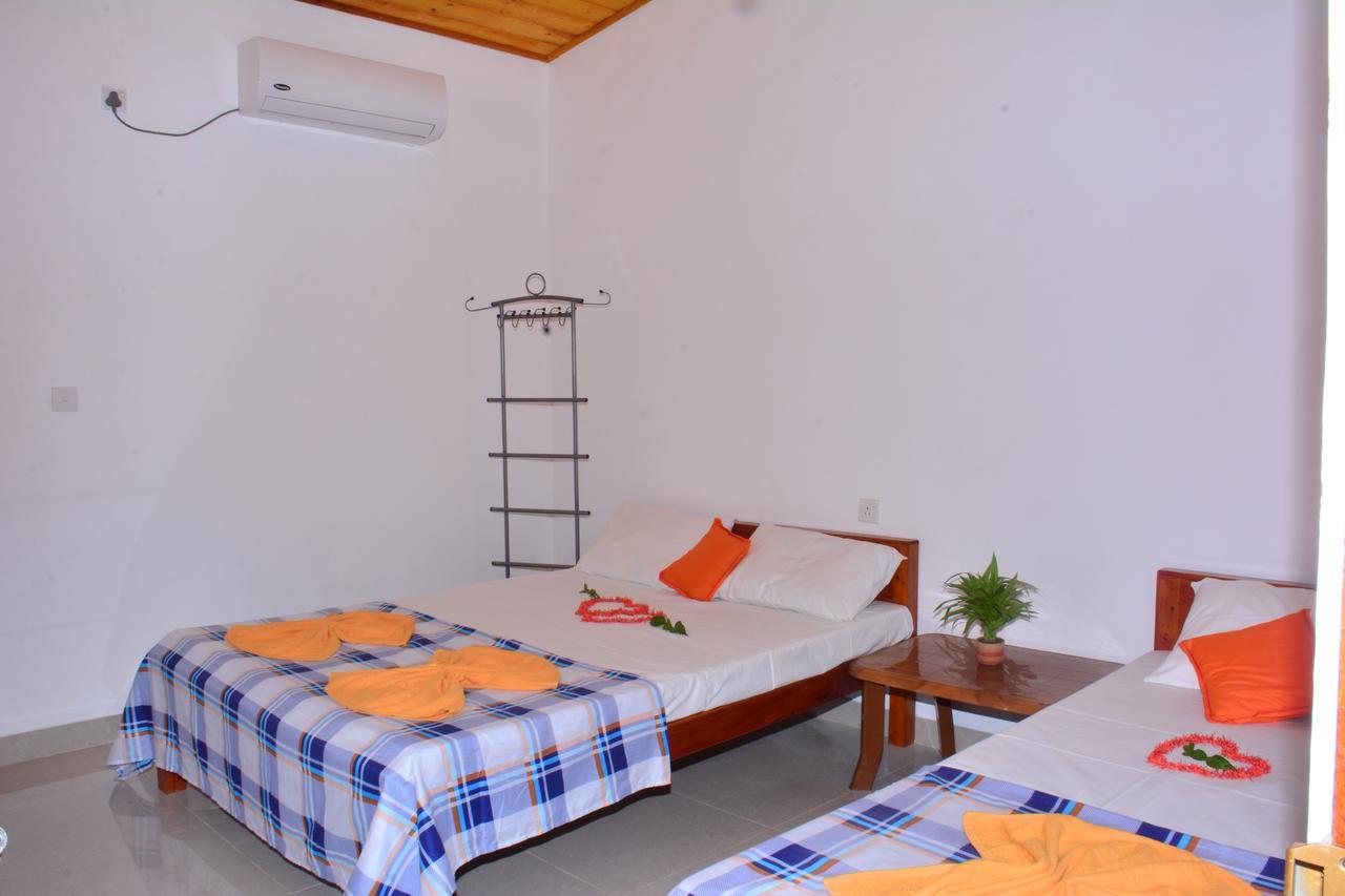 Pleasant Park Holiday Inn Trincomalee Exteriör bild